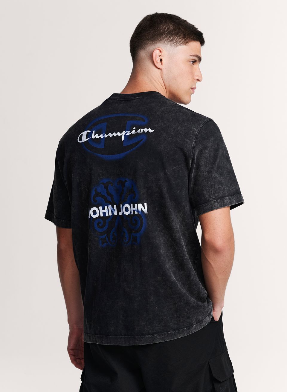 Camiseta Relaxed Fit Washed Outline Champion X John John Masculina